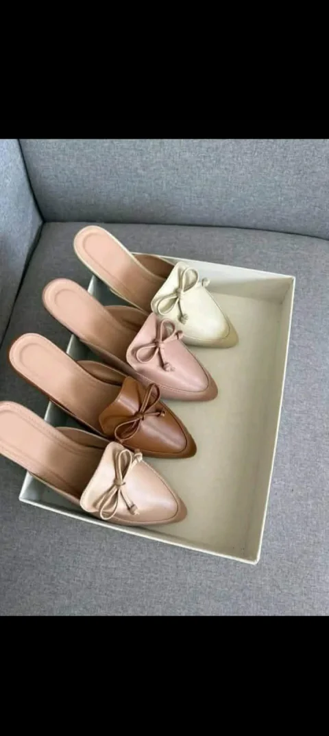 FLAT SHOES FOR WOMEN 1 PAIR